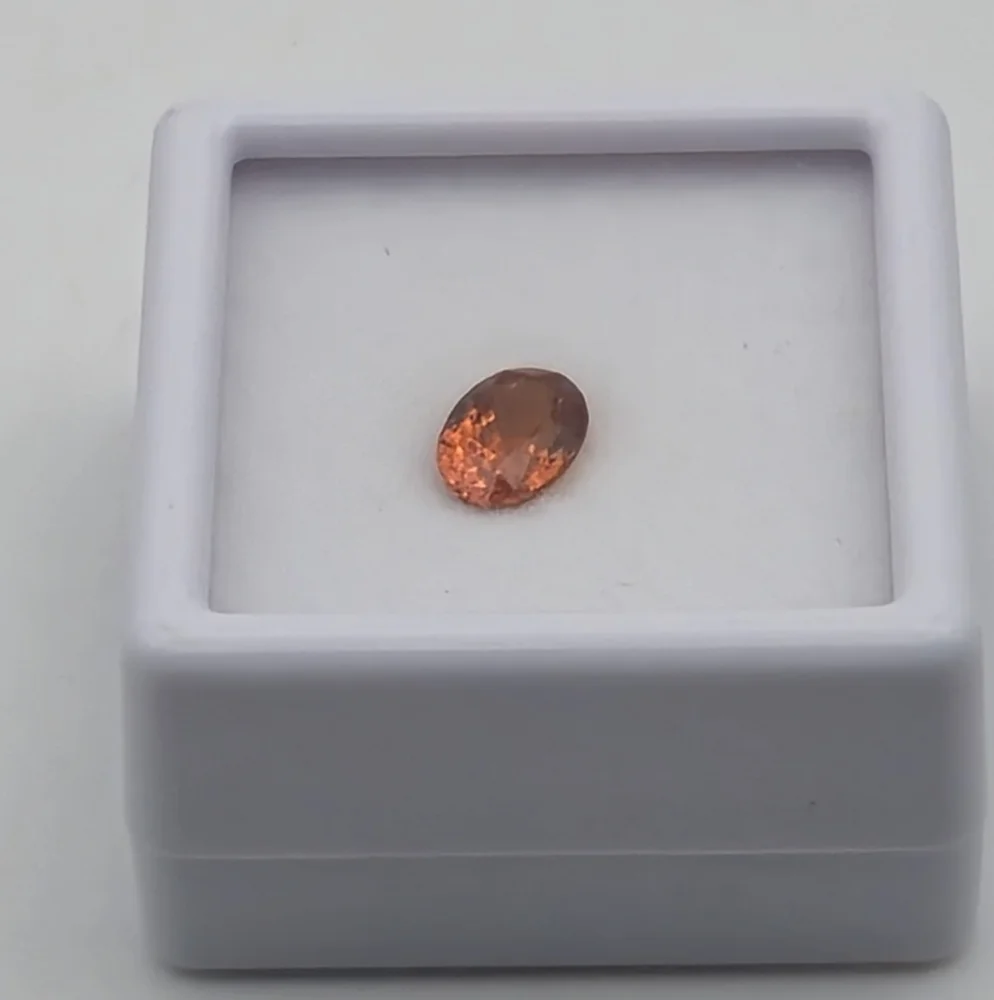 Spessartine Garnet Gemstone - Picture 3 of 6